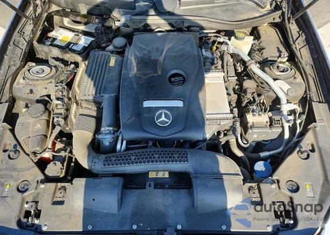 2016 Mercedes-Benz Slk 300 z USA, uszkodzony, nr VIN WDDPK3JA9GF121821